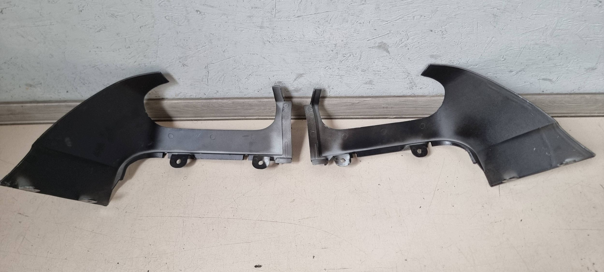 Etulampun lista MERCEDES G-klass AMG '18 W463 A4638850125