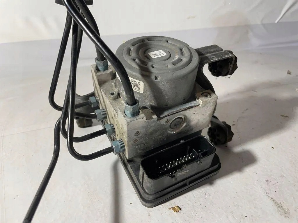 ABS-Pumpe BMW 3 (F30, F80) 28515127203 3.0 Diesel 190kW 2015 image 2