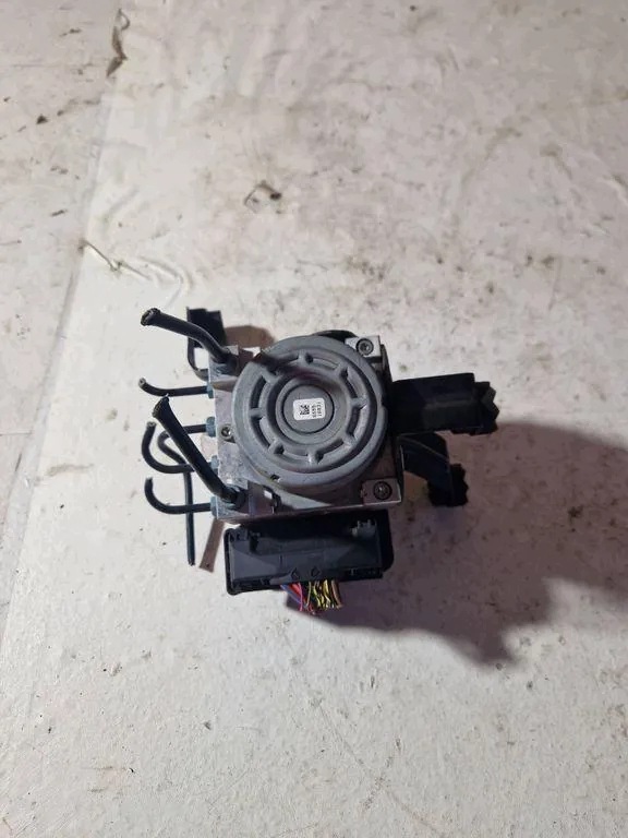 ABS-pump BMW 3 (F30, F80) 10062235321