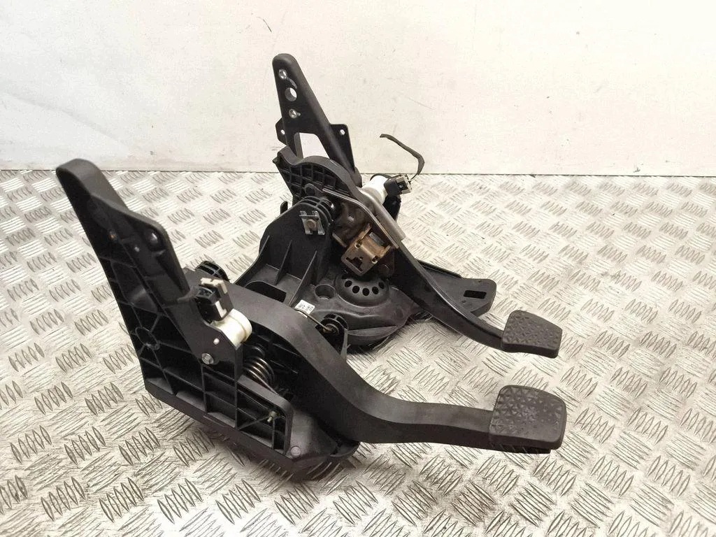 Polkimet Opel Astra K F170410121451