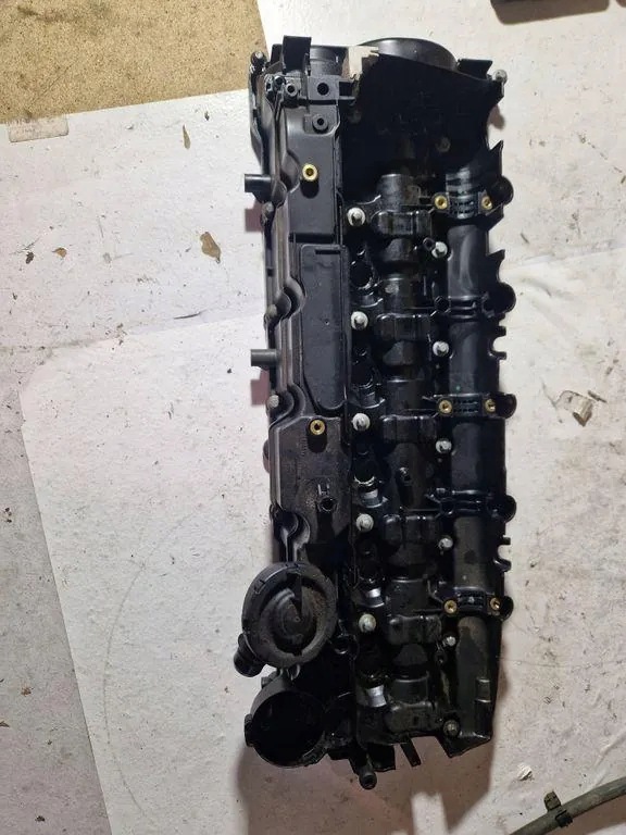 Nockenwellenhebel-Abdeckung BMW 3 (F30, F80) OEM 1107201621081 image 2