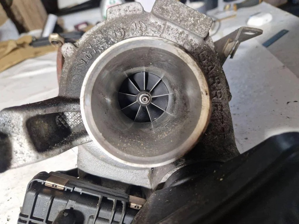 Turbolader BMW 5 (F10) 3.0d 190kW 2011 QI005934 image 3