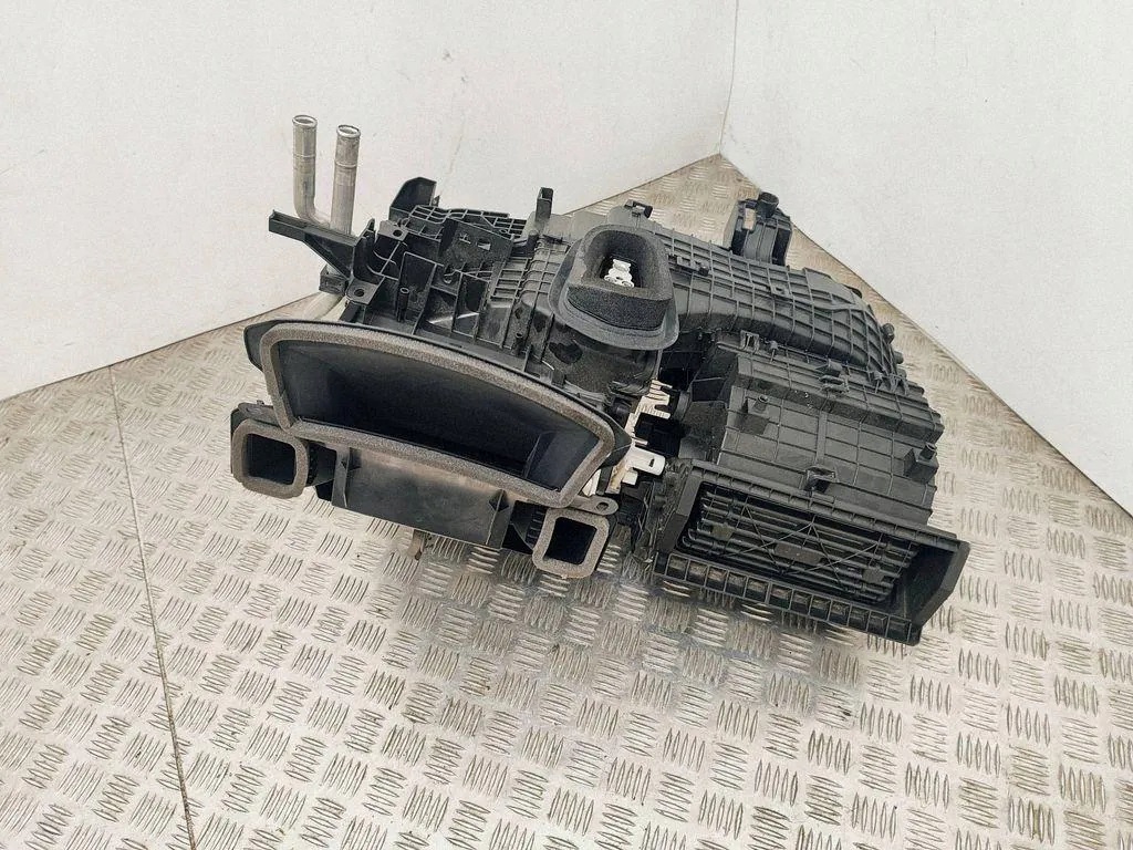 Verwarmingseenheid Toyota Yaris CZ4433509104 image 2