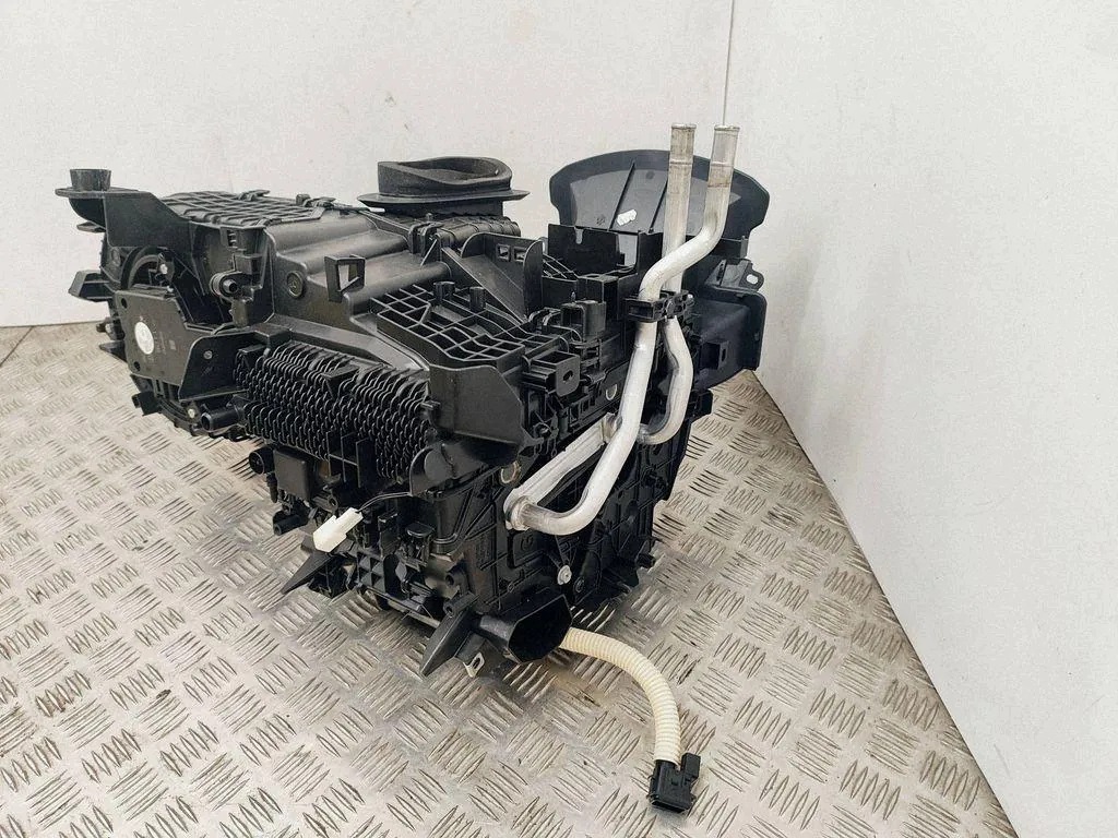 Verwarmingseenheid Toyota Yaris CZ4433509104 image 8