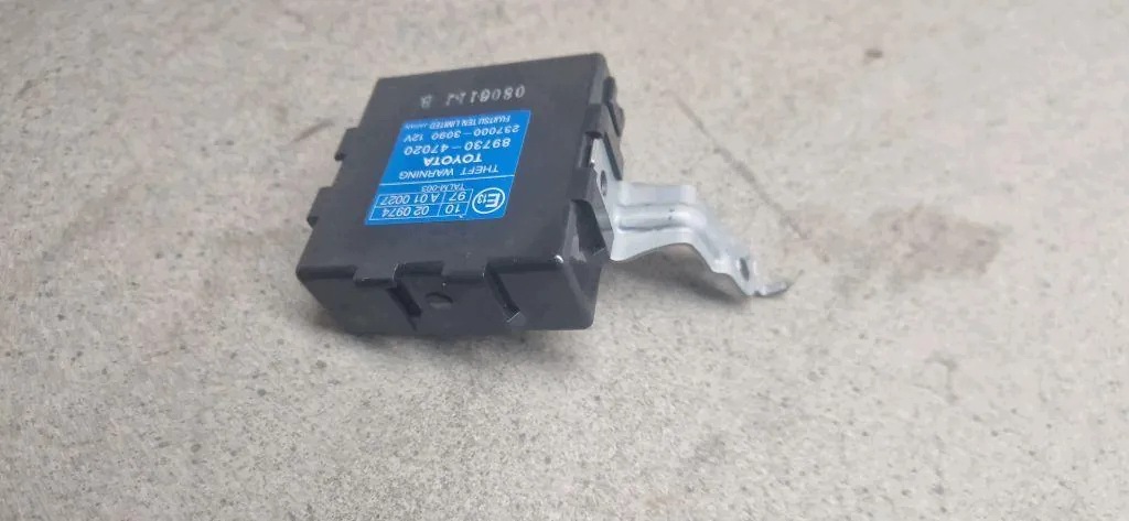 Module antidémarrage Toyota Prius 8973047020 image 3