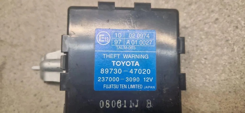 Module antidémarrage Toyota Prius 8973047020 image 4