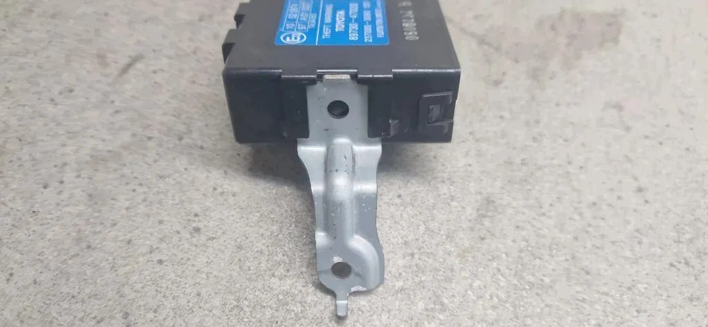 Module antidémarrage Toyota Prius 8973047020 image 5