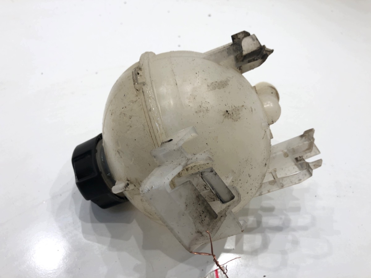 Ausgleichsbehälter Kühlmittel Toyota Proace 1.5 OEM LORK-63-139229 image 3