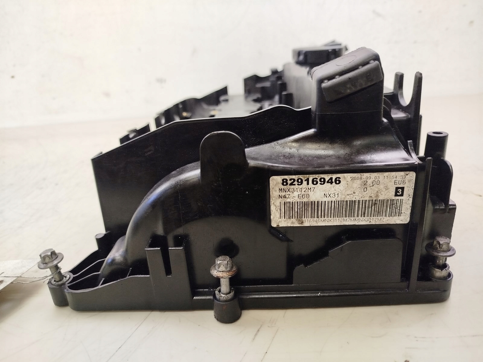 Ventilkåpa BMW E60 N47 2.0d 11127797613 image 5