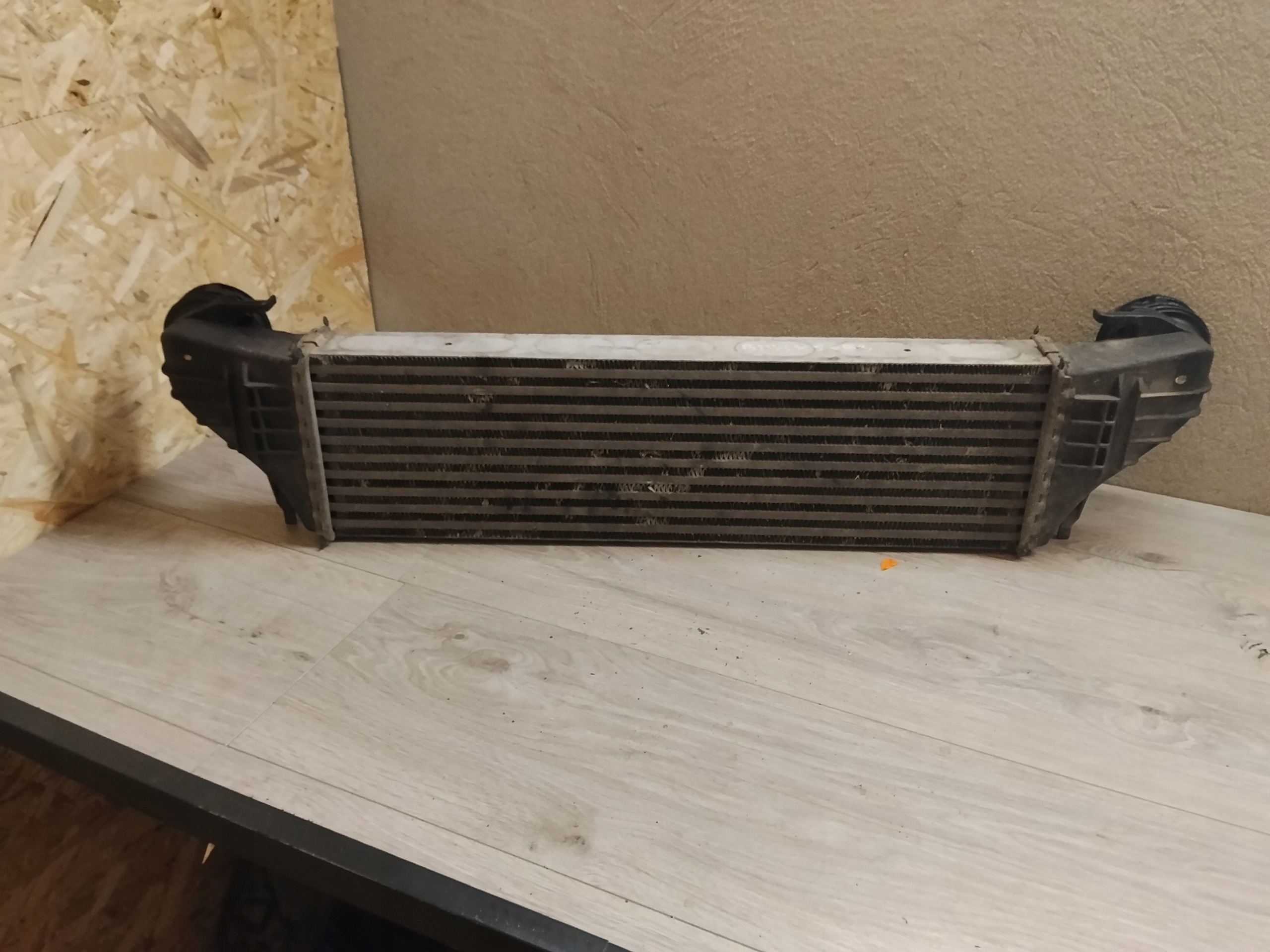 BMW X5 E53 2001 Intercooler AMD58666 image 3