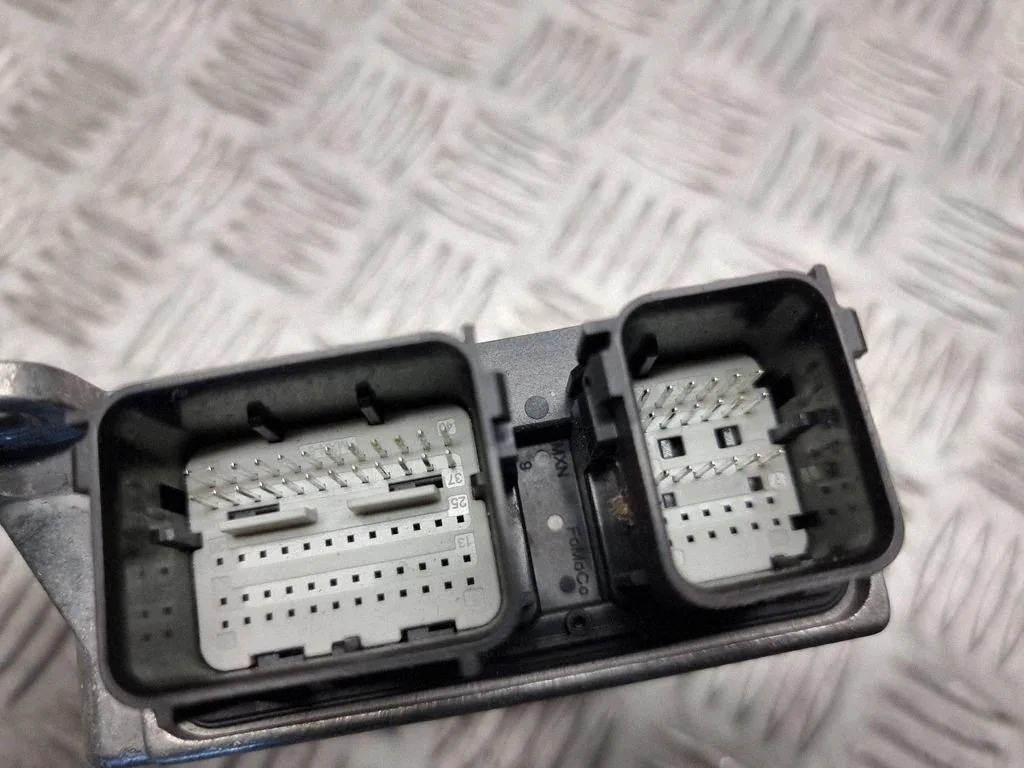 Module airbag Ford 17JUV2016 1.0L essence 2018 image 4