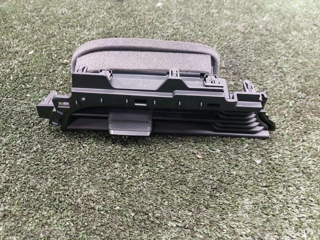 Prise d'air console KIA 97480G1900 occasion image 4