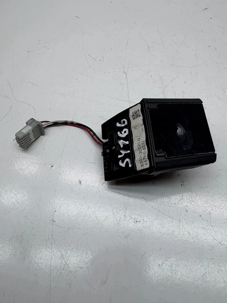 Sensor de Sol Lexus GS III 8302130020D Usado image 3