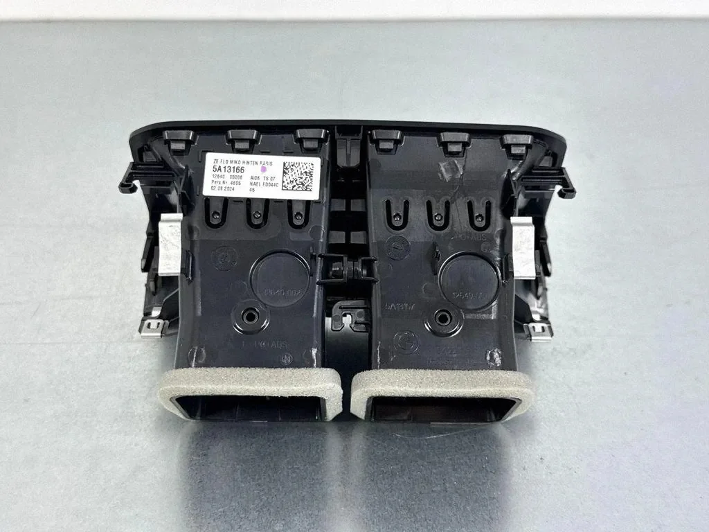 Prise d'air console BMW 5 G60 OEM 31529794 image 4