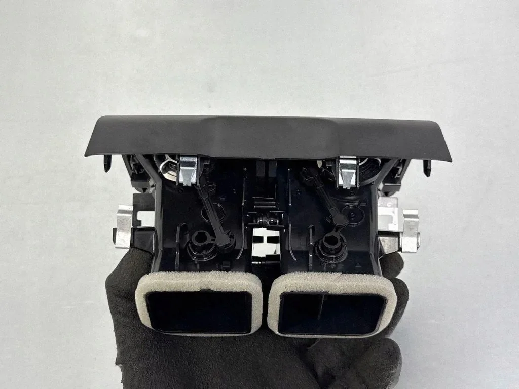 Prise d'air console BMW 5 G60 OEM 31529794 image 7