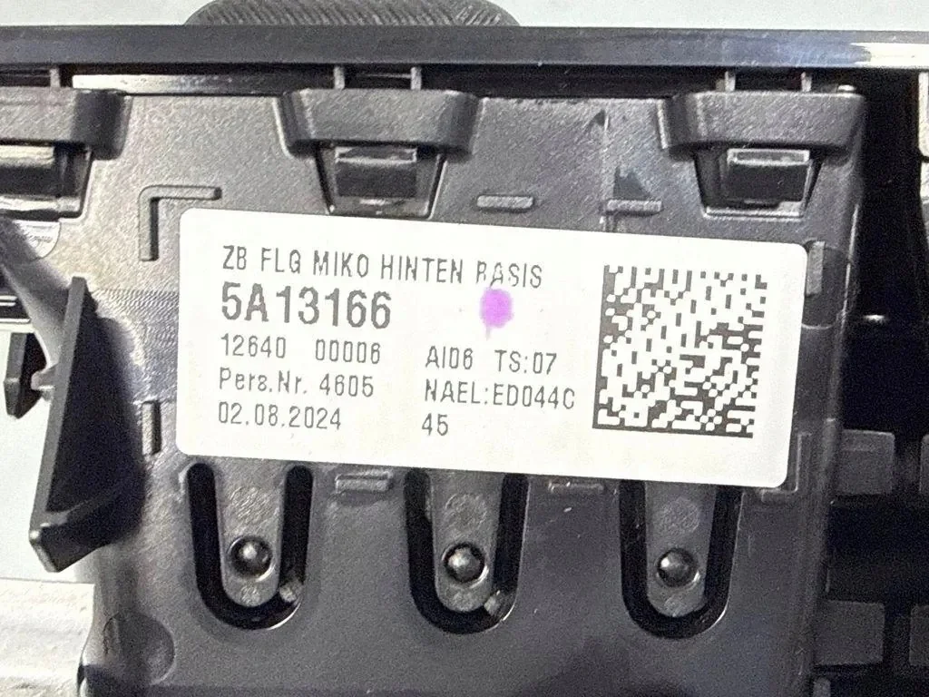 Prise d'air console BMW 5 G60 OEM 31529794 image 8