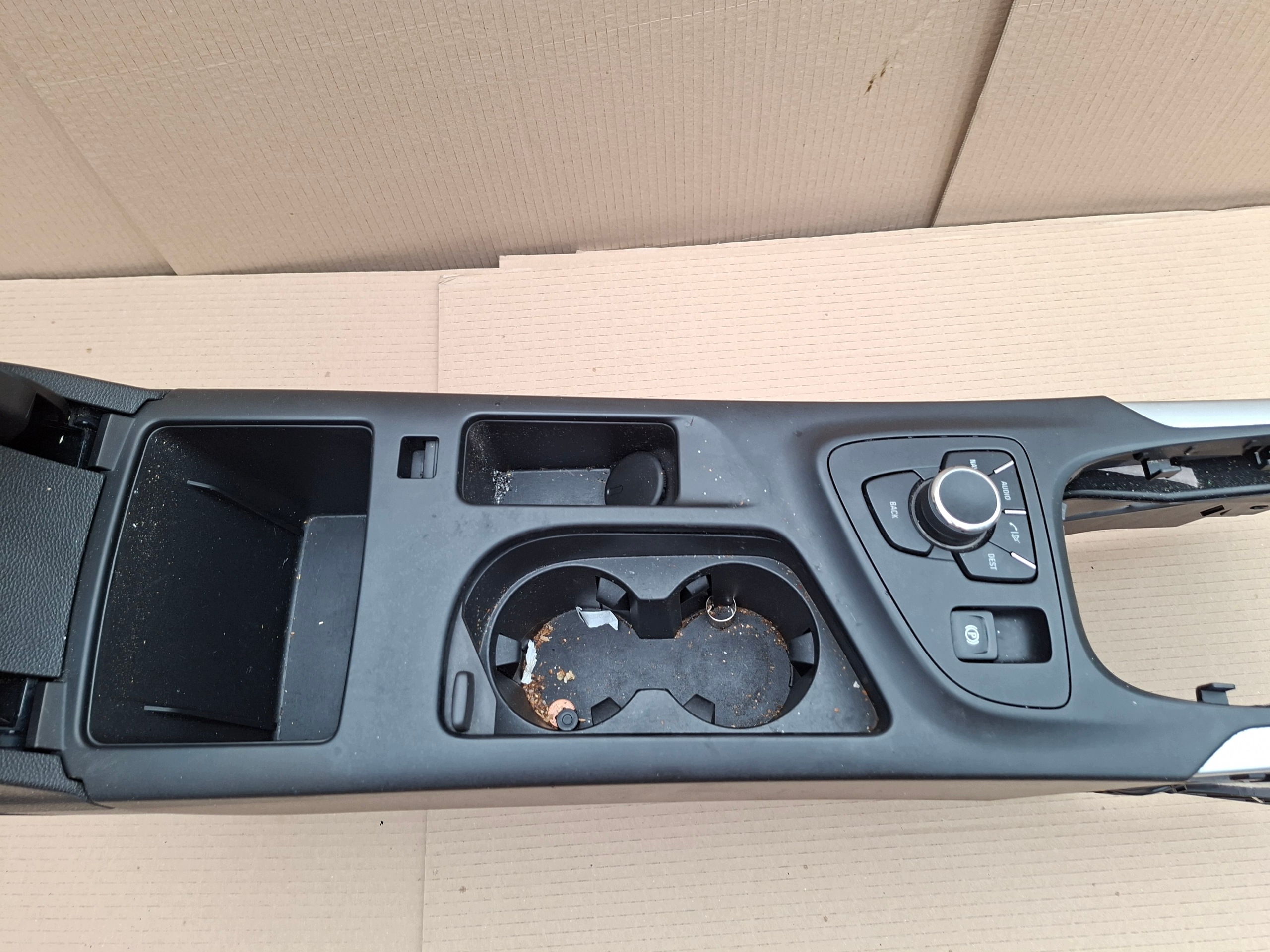 Accoudoir Opel Insignia A 2011 Break image 7
