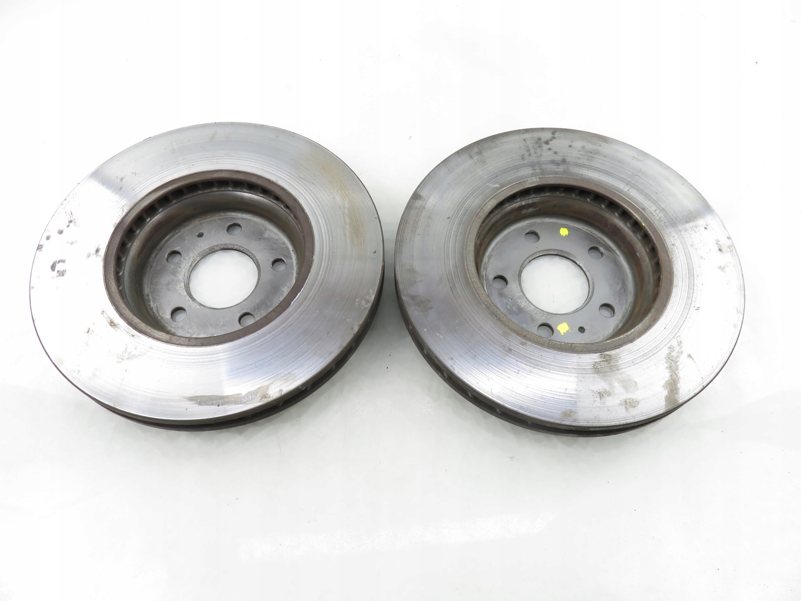 Disques de frein avant Audi A4 B8 3.0 TDI image 4