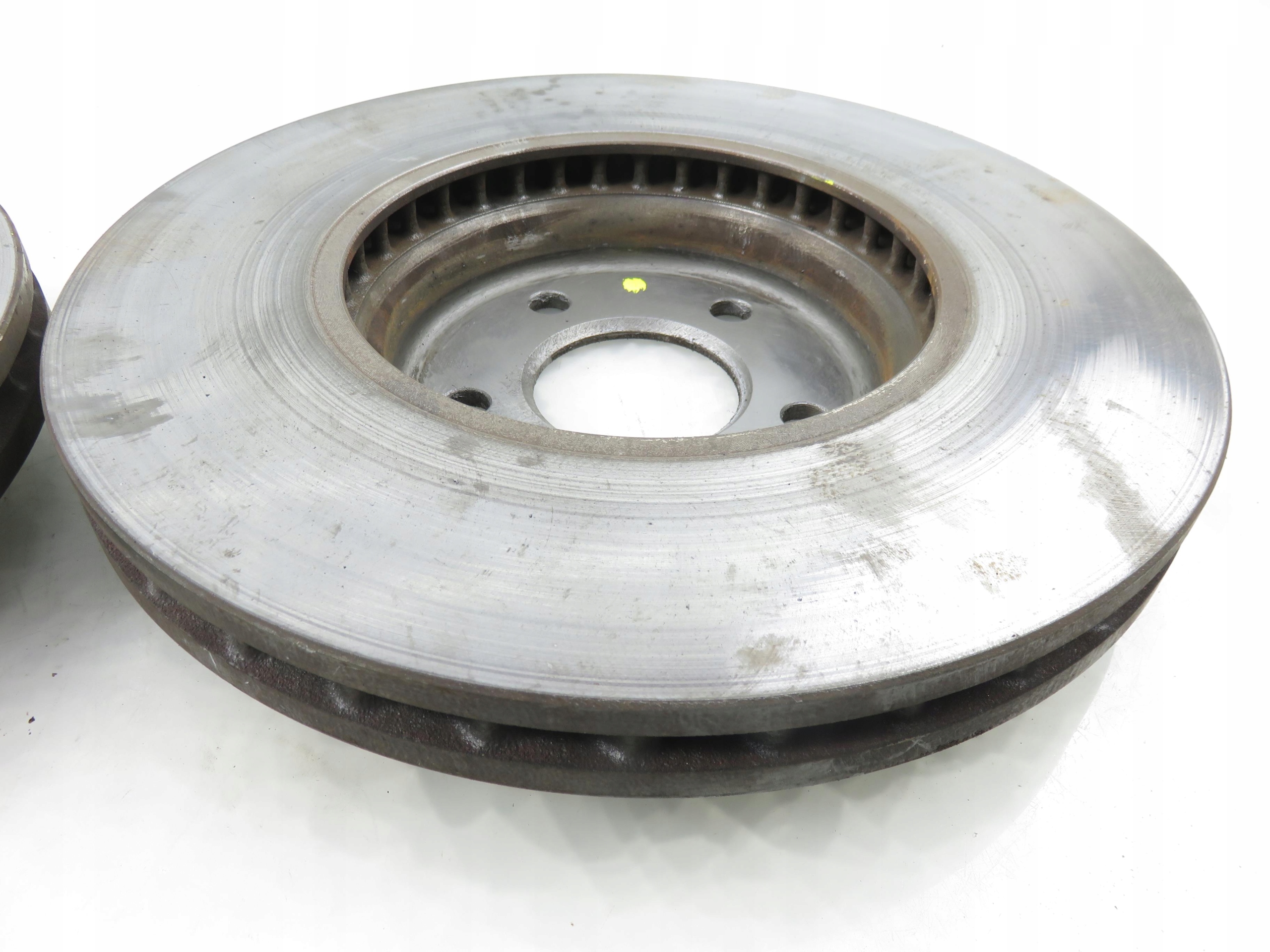 Disques de frein avant Audi A4 B8 3.0 TDI image 6