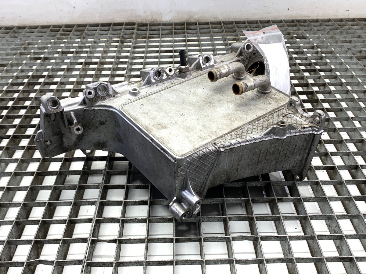 Intake Manifold VW Arteon 2.0 150HP Used 04L129766BK