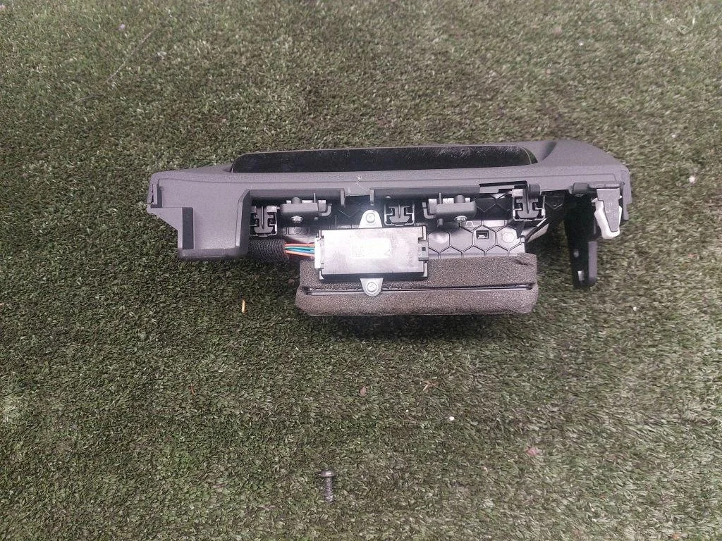Grille de ventilation KIA 8203033800 image 7