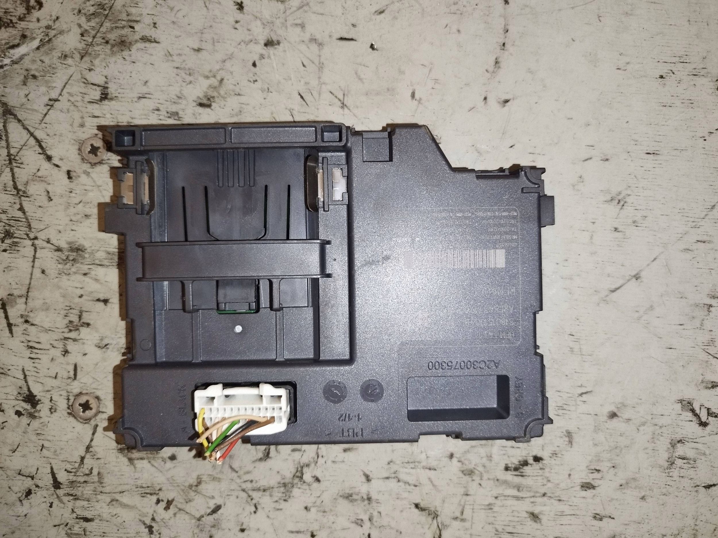 Lector de tarjetas 285903438R Renault Clio IV 12- image 2