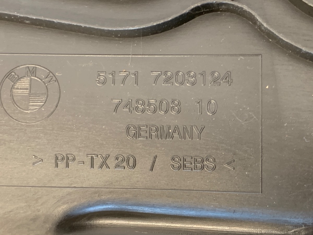 BMW F11 Kombi 09-17 Armaturenbrett Abdeckung vorne OEM image 5