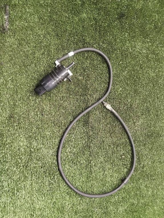 BMW i3 Windshield Washer Pump Used image 3