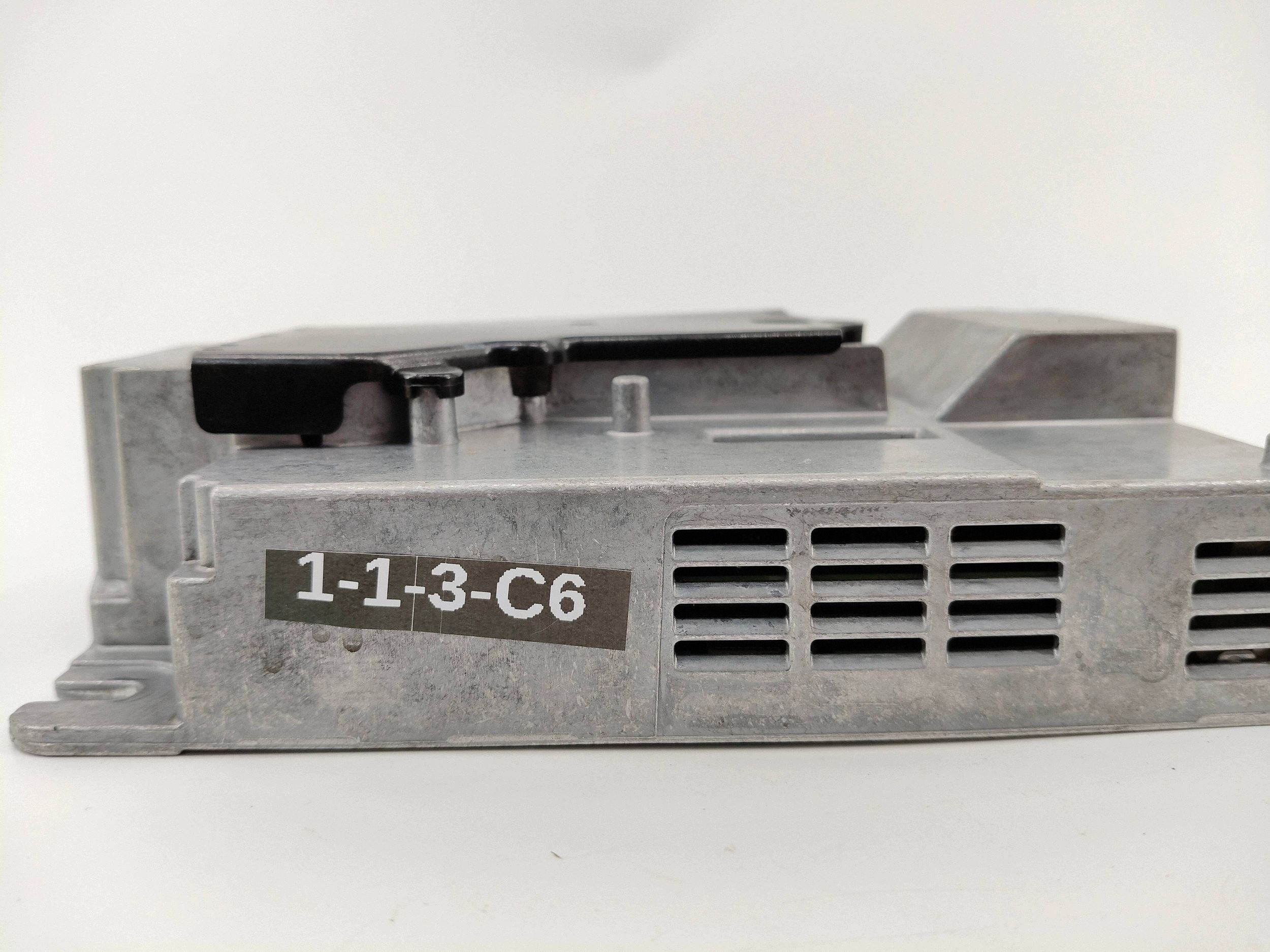 Versterker Harman BMW 2 F46 R35A8647601 image 3