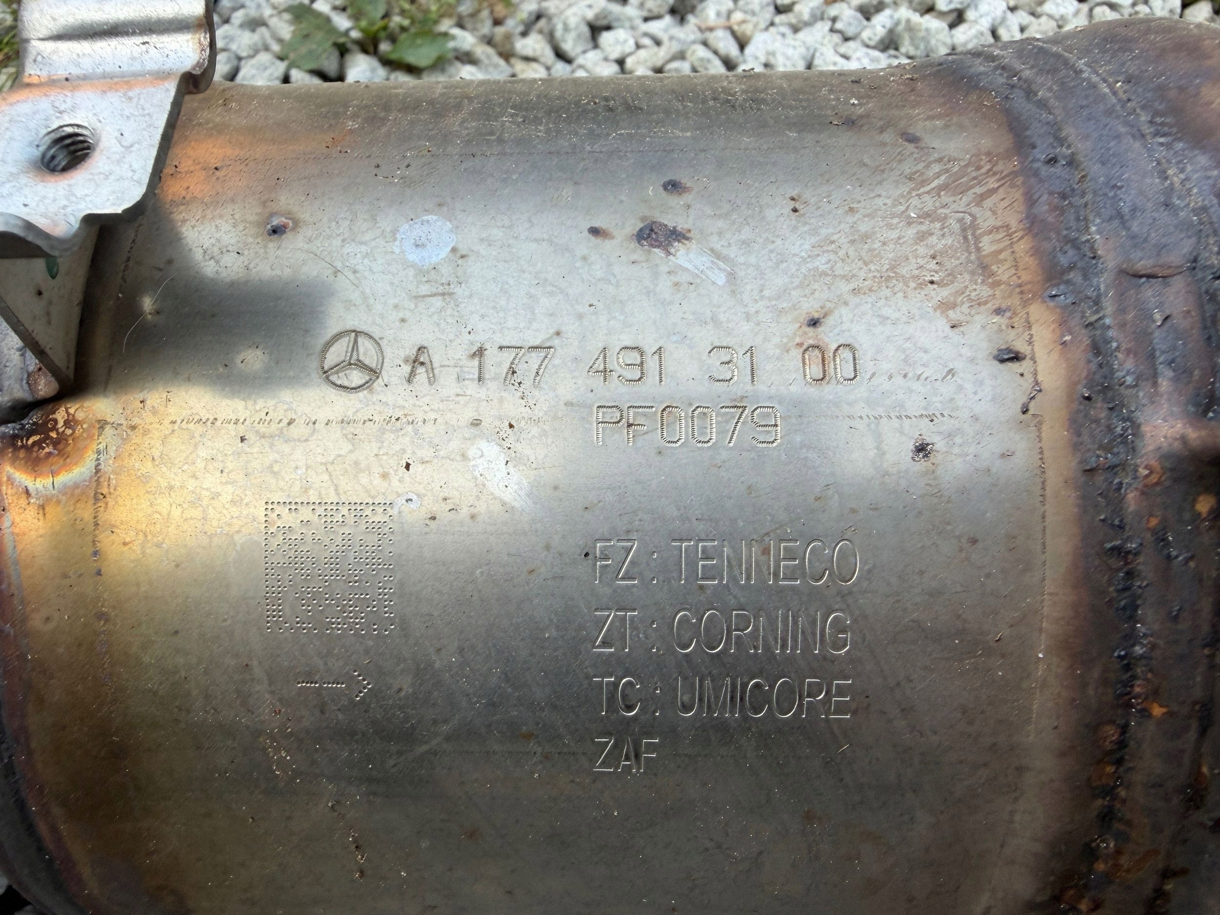 DPF-katalysator Mercedes GLA H247 1.3 Hybride A2474917800 image 9