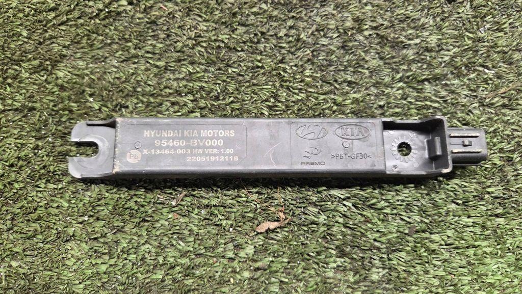 Front Left Headliner Handle KIA X13464003 Used image 2