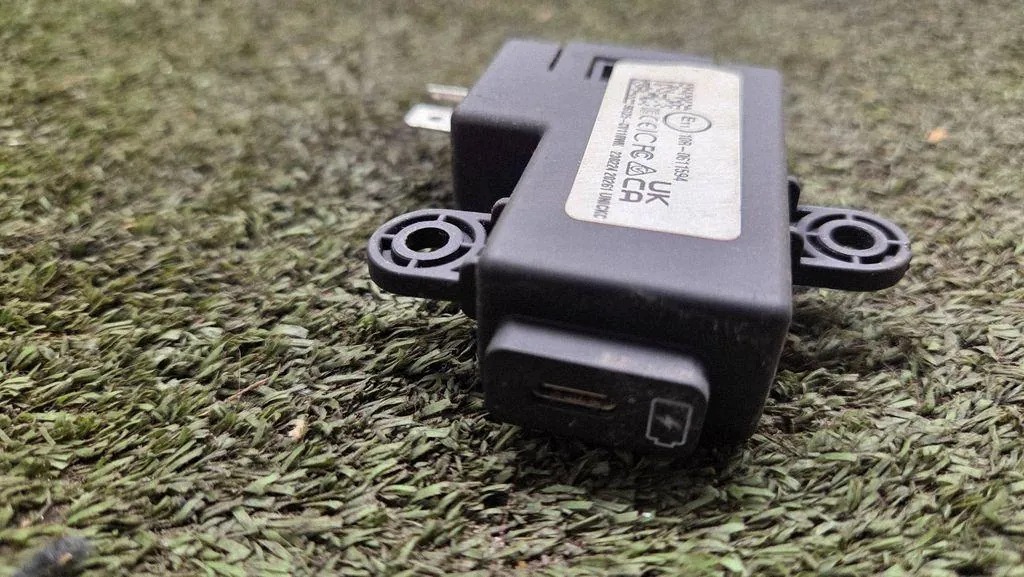 USB Kia 96125CV110 168kW 2023 Begagnad image 5
