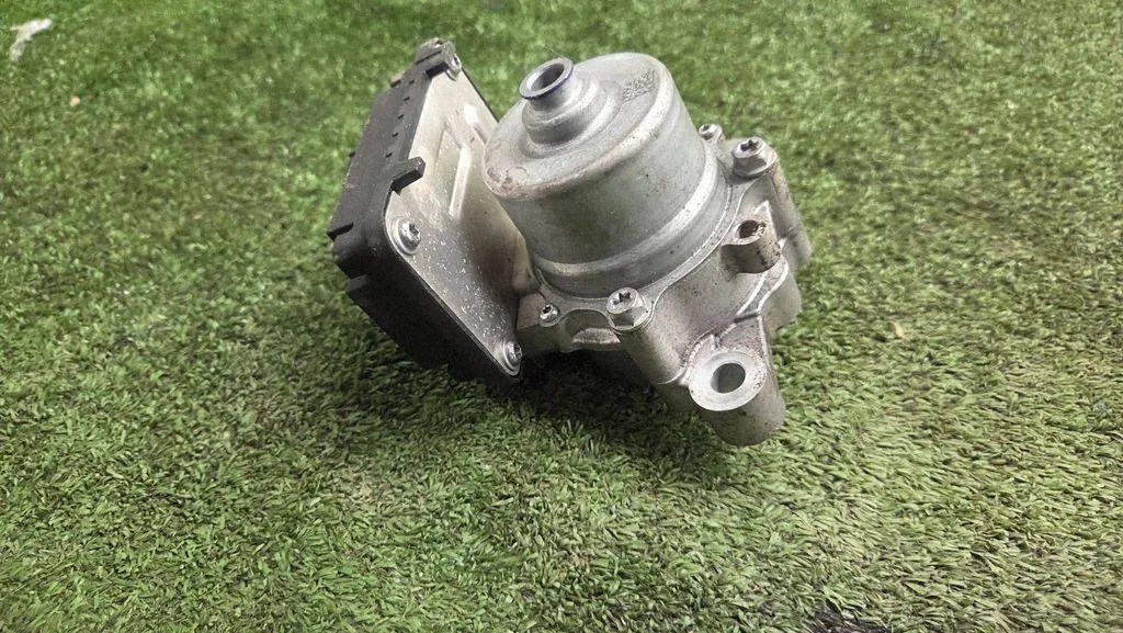 Pompe hydraulique KIA 4612018100 électrique 239kW 2021 image 4