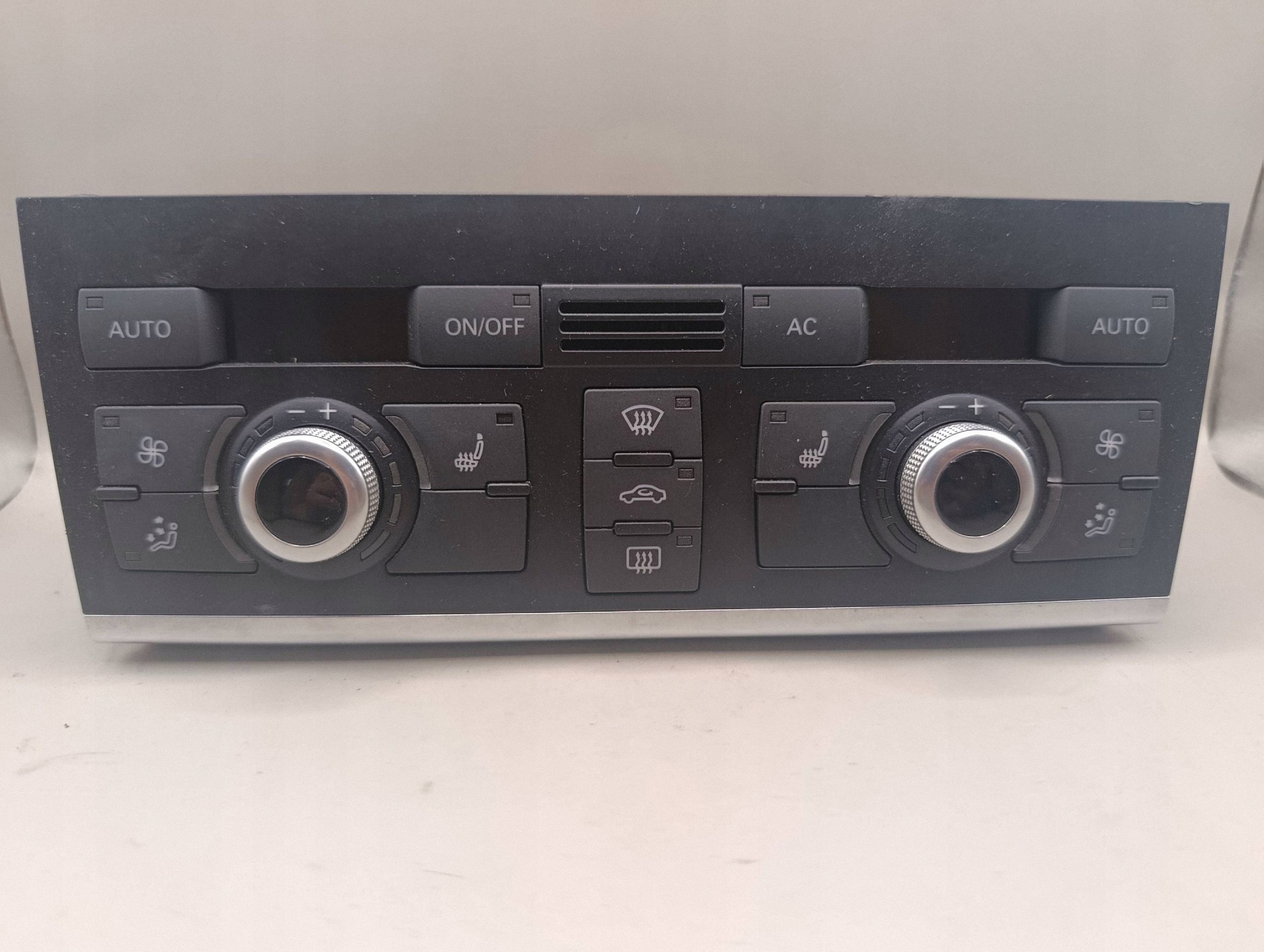 Panneau de climatisation Audi Q7 4L 4L0820043AE image 2