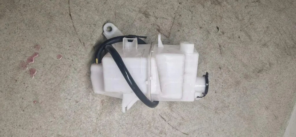 Expansietank TOYOTA 26E4 2.5L diesel 2020 image 2