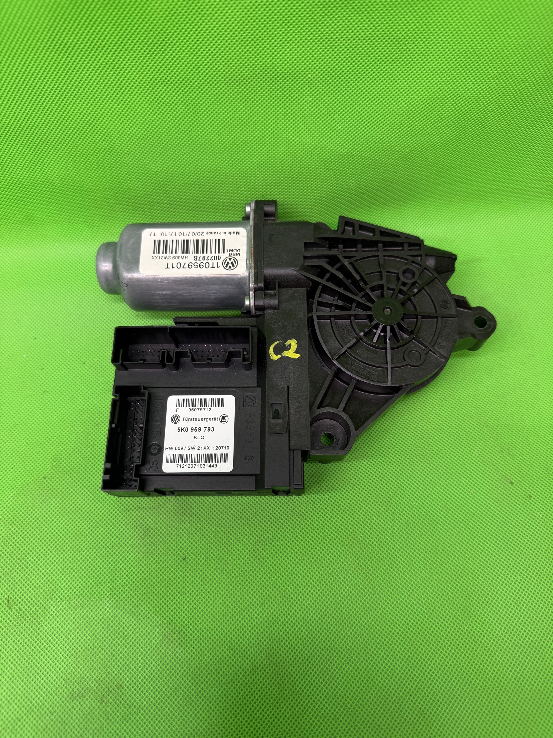 Motor de Vidro Esquerdo Dianteiro VW 1T0959701T 5K0959793 image 2