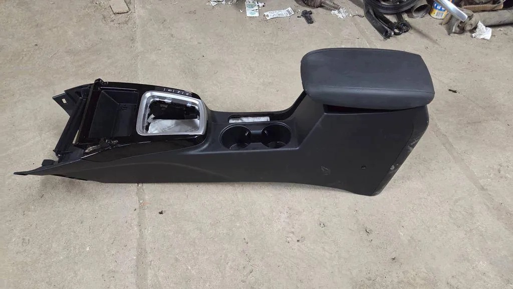 Armsteun KIA CEE'D (JD) 84615J7900 benzine 2023 image 4