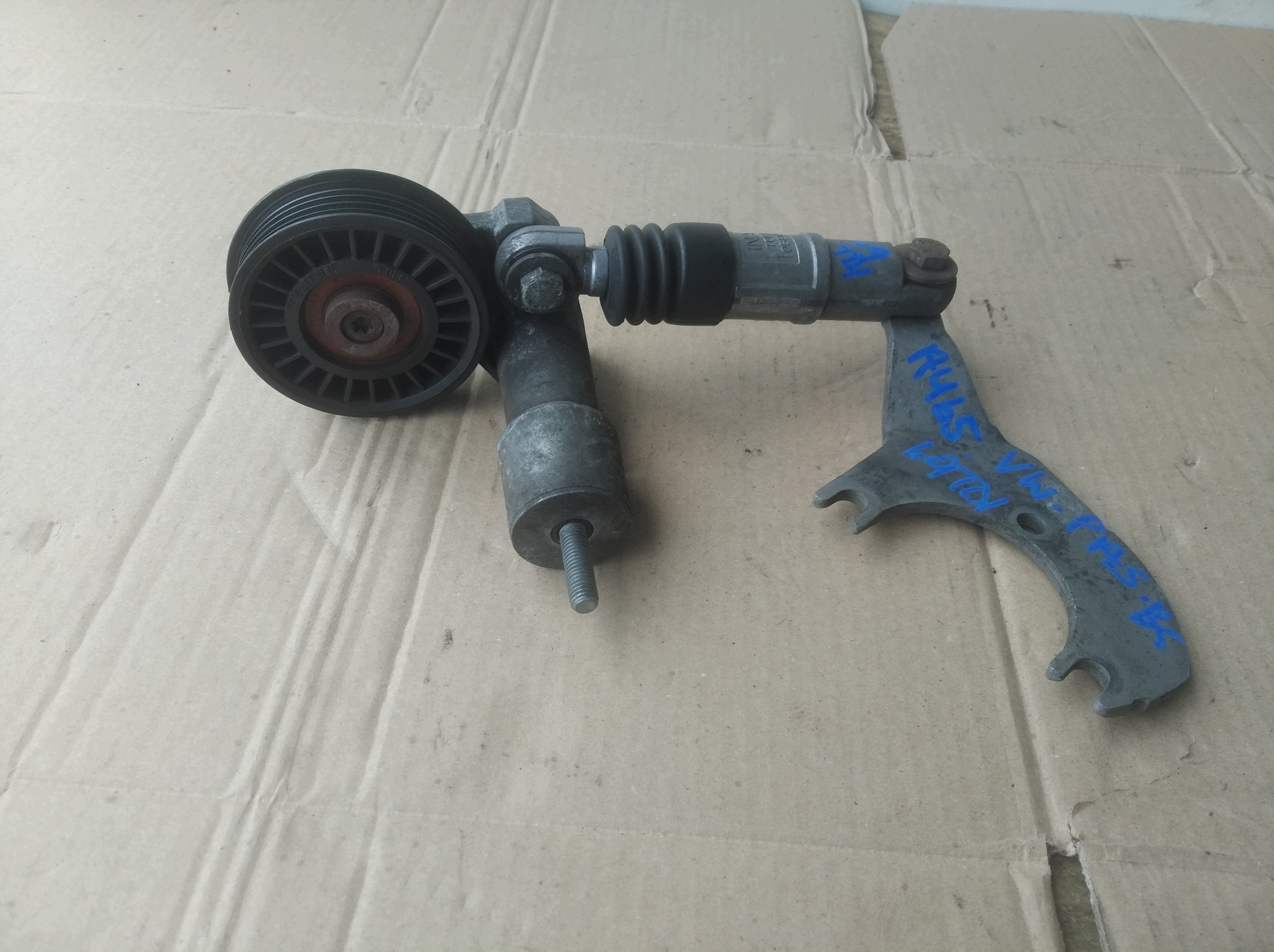Kiristinrulla VW Passat B5 Audi A4 B5 1.9 TDI