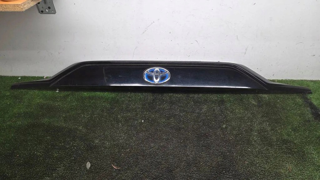 Tapa maletero TOYOTA 7681142390 2.5D 2020 image 2