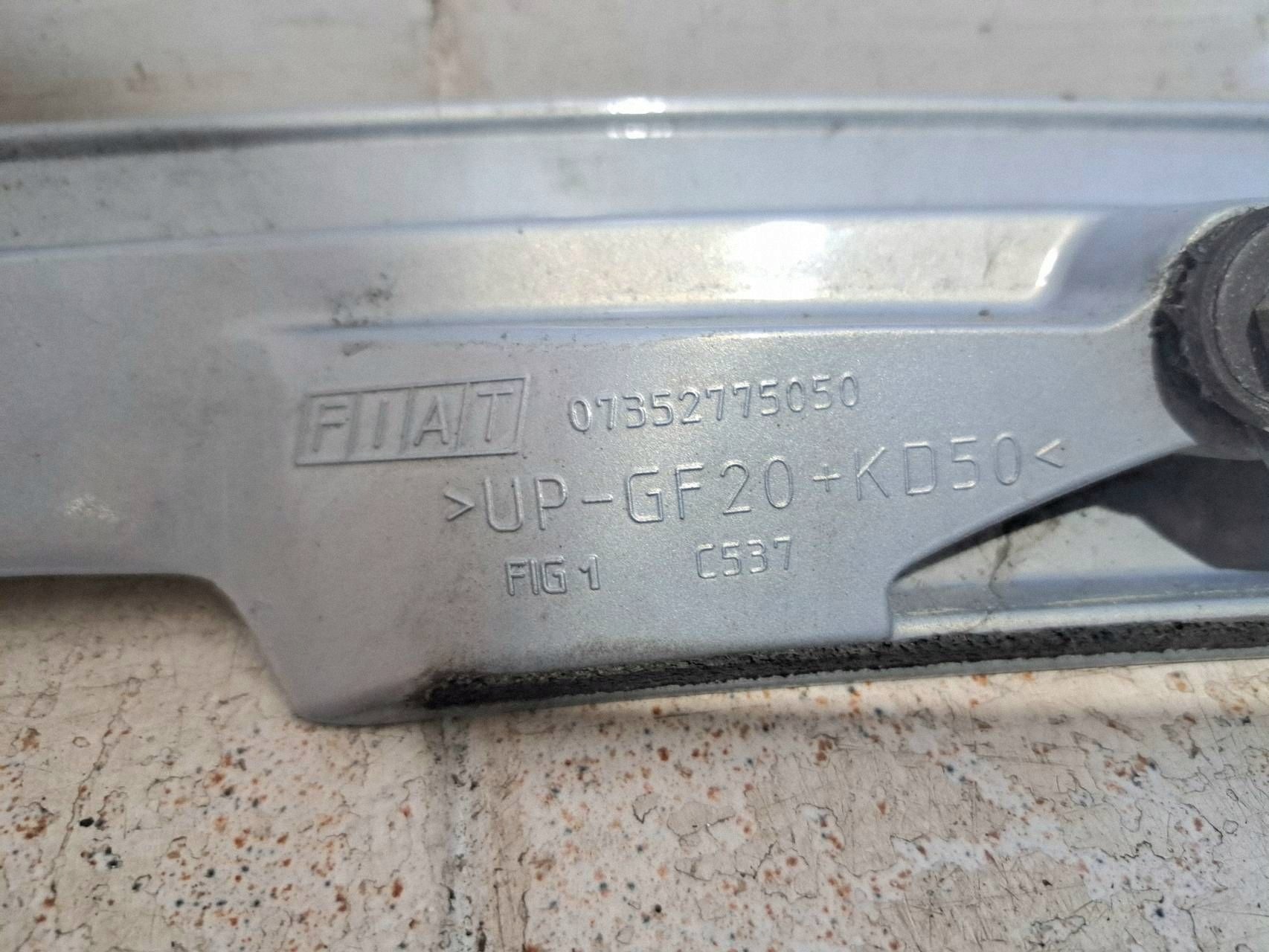 Spoiler Traseiro Fiat Stilo 7352775050 Usado image 5