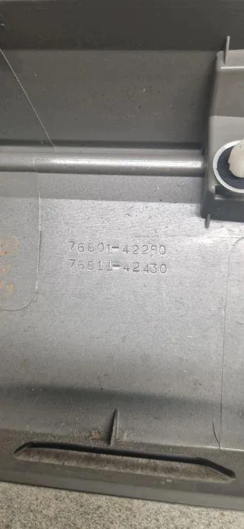Éclairage plaque TOYOTA 7681142430 2.5L diesel 2020 image 8