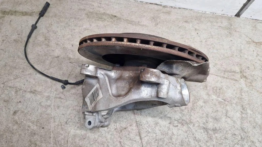 BMW i3 (I01) Vorderachsteile 685216002 gebraucht image 4