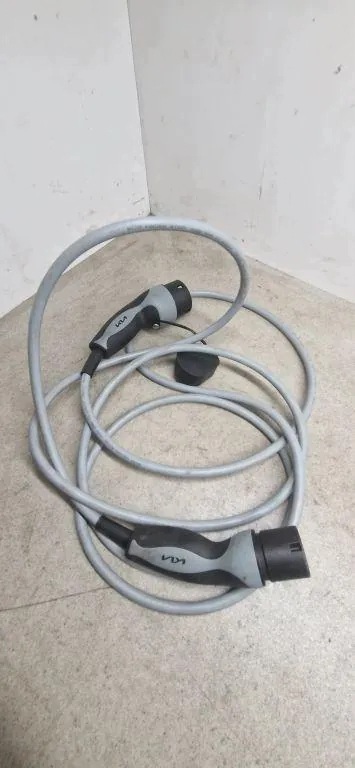 Câble de charge KIA 66631ADE023A électrique 2023 image 5