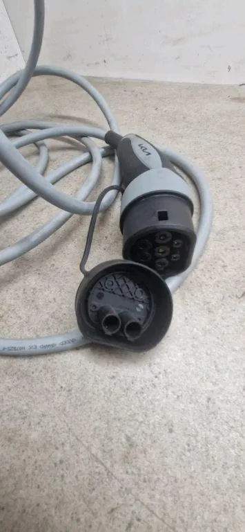 Câble de charge KIA 66631ADE023A électrique 2023 image 7