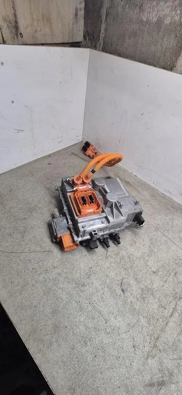 Inyector BMW i3 (I01) 149942 Híbrido 125kW 2015 image 5