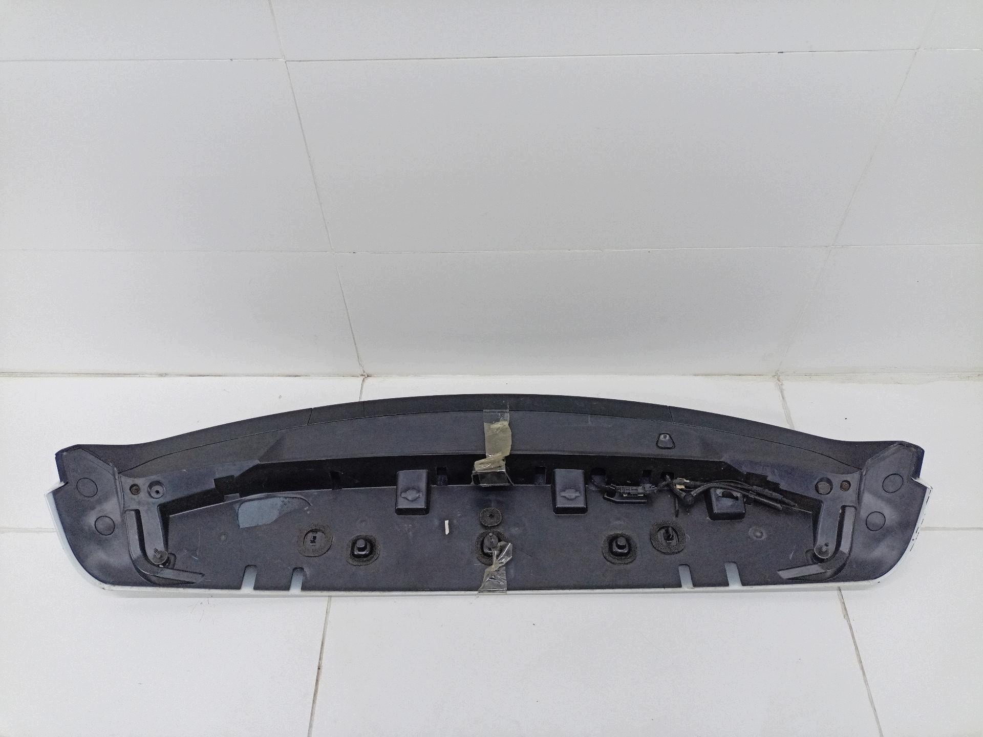 Jaguar E-Pace 2020 Tailgate Spoiler OEM SKU25882 image 7