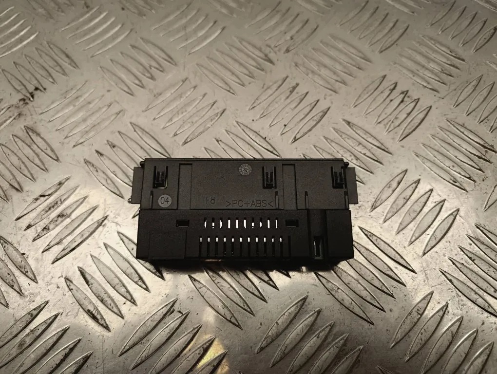 USB VW 32400001743048 210kW 2024 image 4