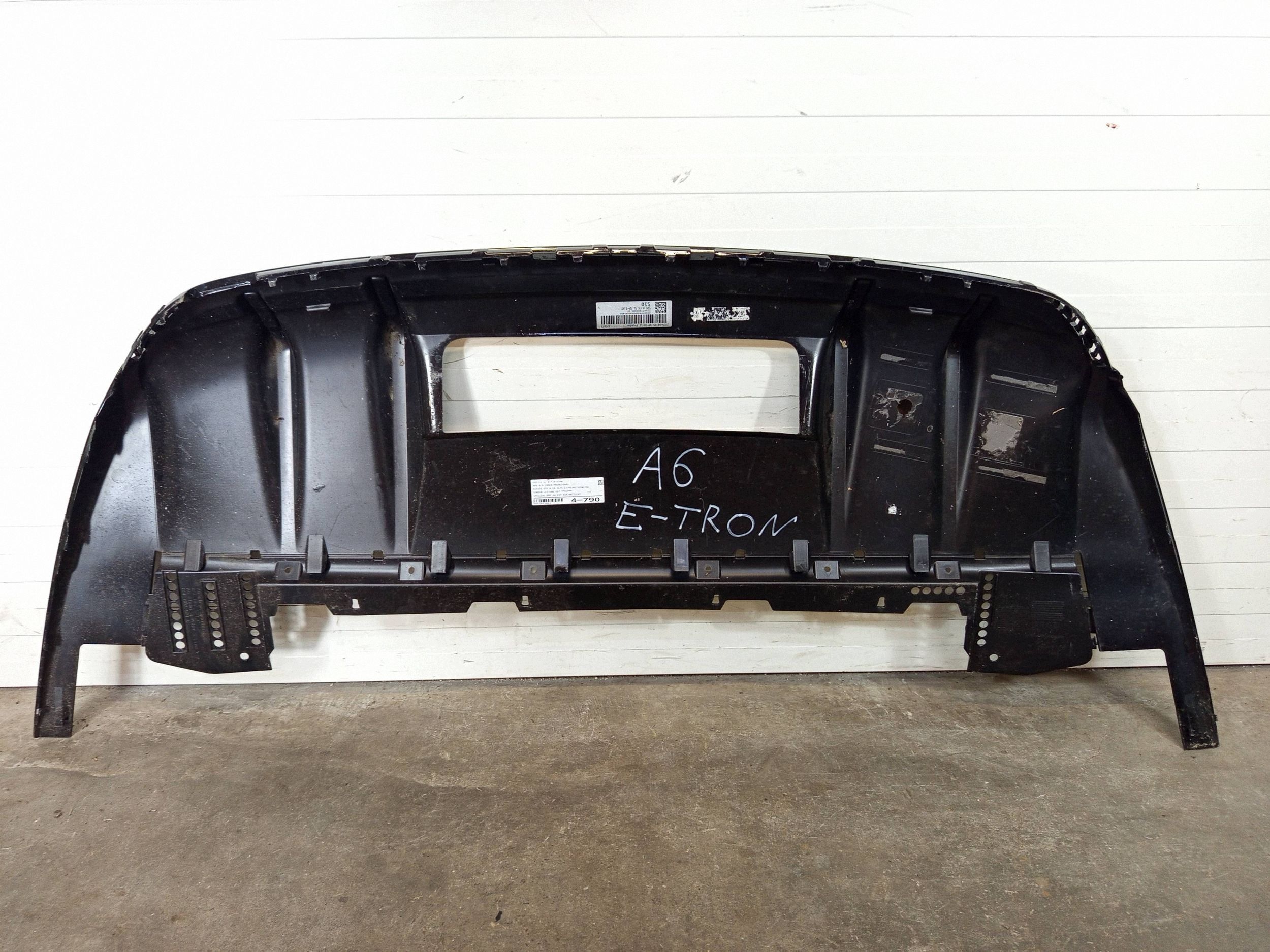 Déflecteur arrière Audi A6 E-TRON S-LINE image 2