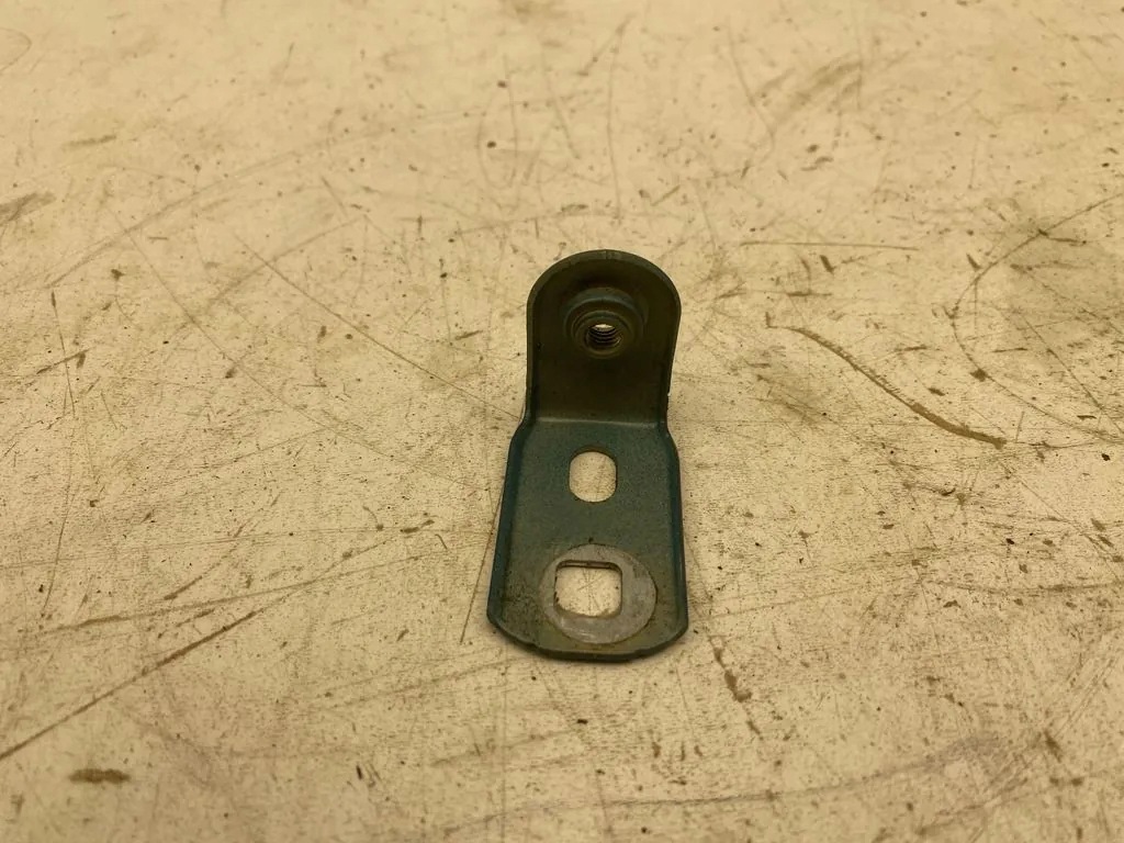 SKODA 5E3821431 Supporto parafango usato image 6