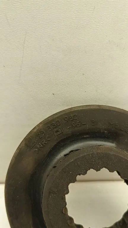 2022 VW ID.3 Gummifjäder bak OEM 23330982 image 5